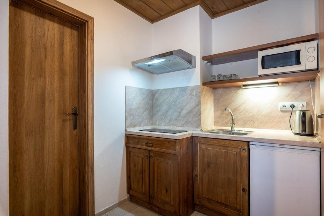 Apartmanovy Dom Vila Maros Павчина-Легота Экстерьер фото